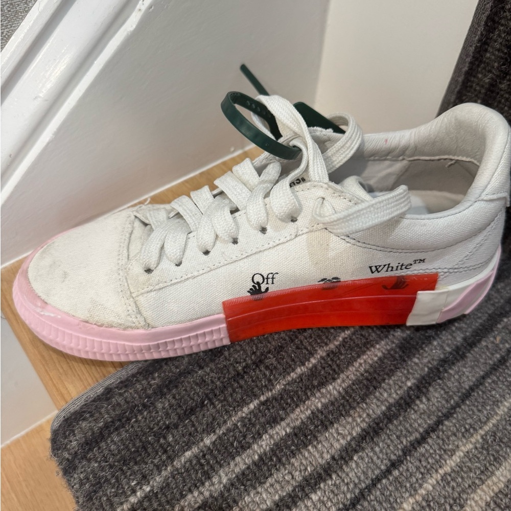 Off-White White and Pink Sneakers with Red and Green Accents